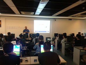 2011級軟件工程服務(wù)外包專業(yè)班赴中軟國際實訓(xùn)實習(xí) 軟件外包服務(wù)的實踐探索